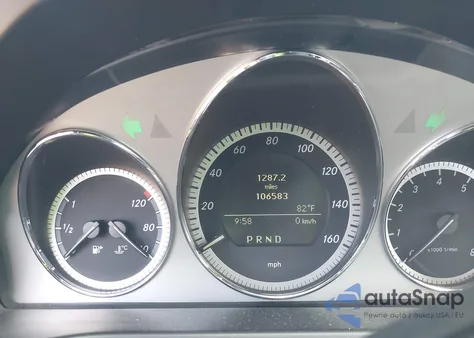 2011 Mercedes-Benz C 300 Luxury/Sport из США, поврежденный, VIN WDDGF5EB8BR138622